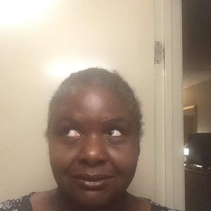 Meet your Posher, Cecelia